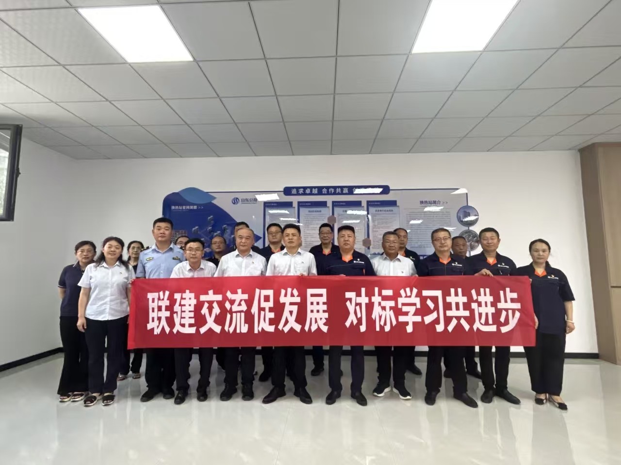 8d0f9dae204803ac2c5e6a2a04f04d6.jpg 8d0f9dae204803ac2c5e6a2a04f04d6.jpg